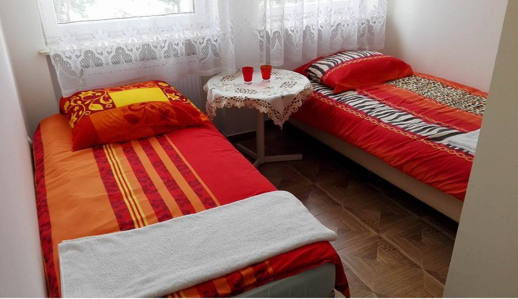 Appartamento Pokoje Do Wynajecia Staporkow Esterno foto